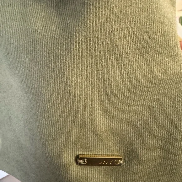 Jones New York Cowl Neck Sweater in Olive. Size XXL. - Picture 6 of 7